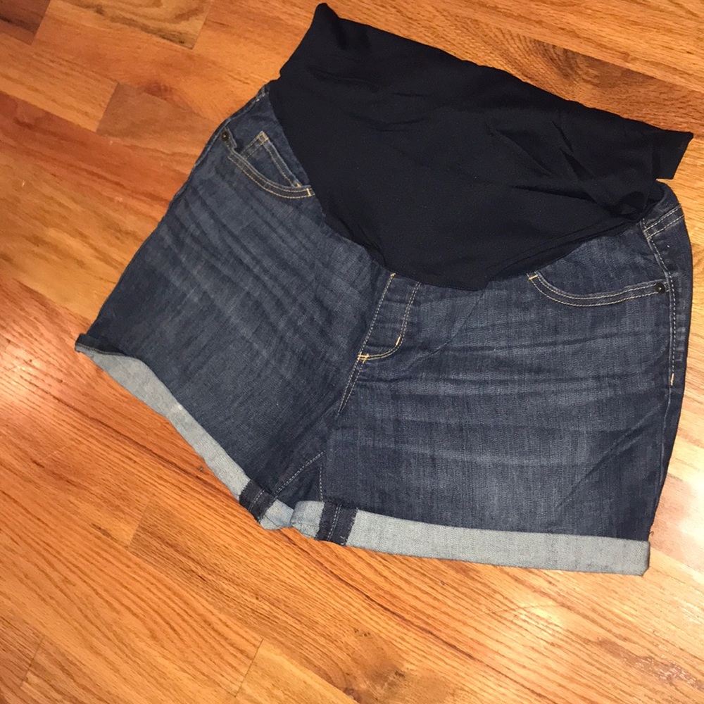 Maternity denim shorts